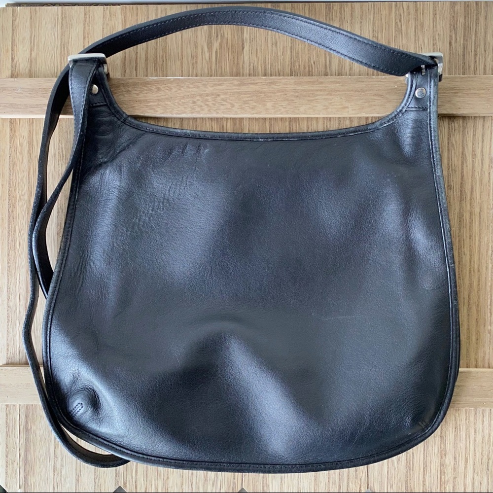 Coach |  Black Leather Cross Body Bag - Picture 5 of 9